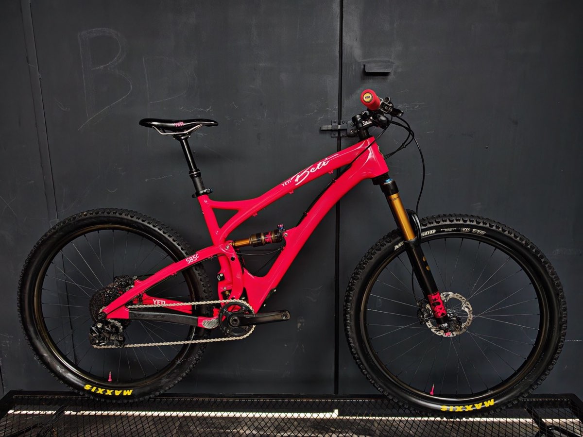 Yeti Beti SB45 Carbon, foto 1